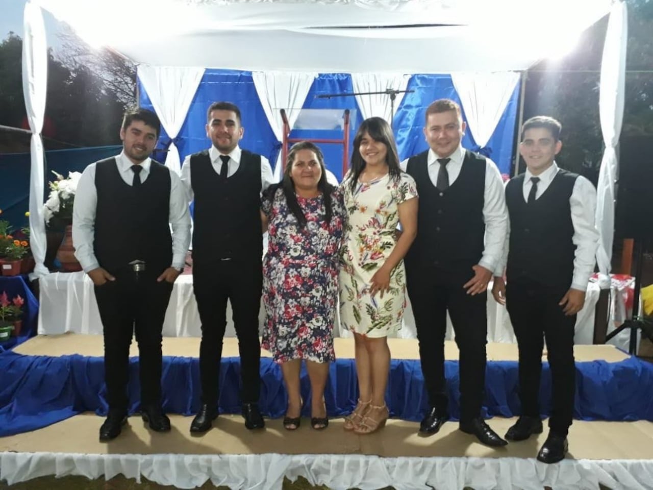 Diego y toda su familia el día en que se recibió de ingeniero agrónomo.