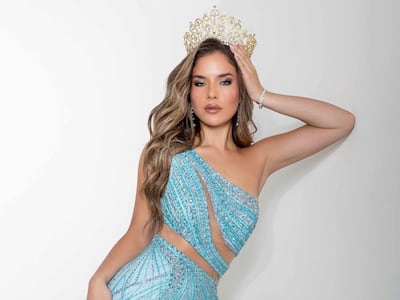 A tres meses de ser coronada, miss devuelve su corona