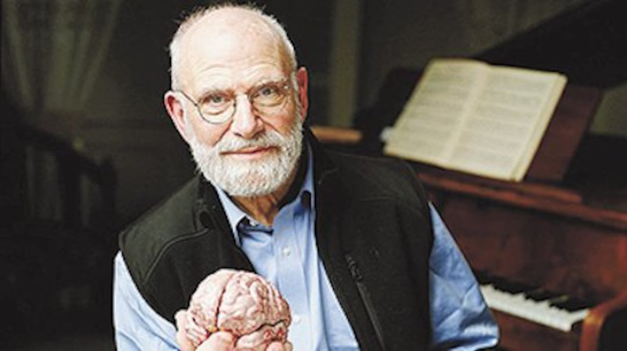 El científico Oliver Sacks, en su libro “Despertares”, relata la historia real del descubrimiento, en 1969, de un fármaco llamado L-Dopa y su aplicación a pacientes catatónicos.