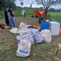 Policías dan techo a una pareja que fue rajada de su trabajo en una estancia