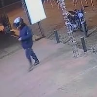 Robaron 11 palos de una boca de cobranzas en el Este