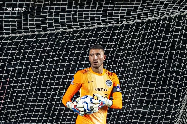 ¿Neuer, eres tú? Los rapai babearon por Olveira