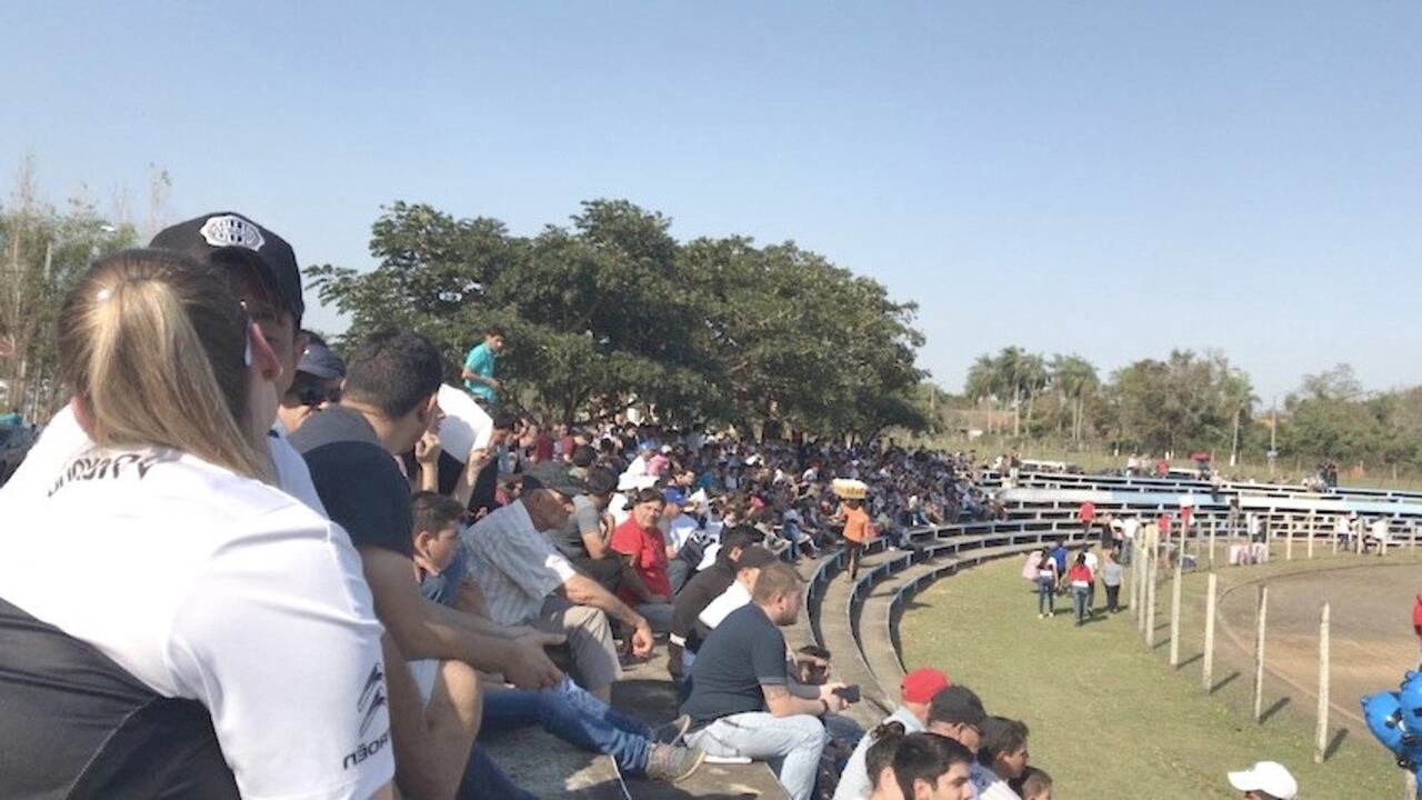 El público olimpista en Villarrica igual respondió.