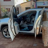 Falso poli hizo un “control” y la camioneta terminó incautada