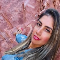 Ali desempolvó fotos del viaje con su ména