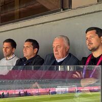 Alfaro sobre renovación: “solo quería charlar con mi familia”