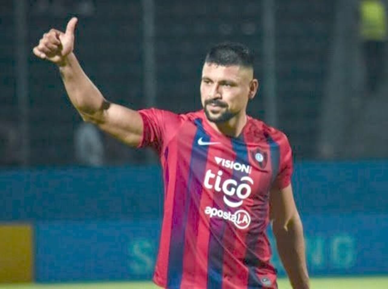 Juan Patiño, defensor.