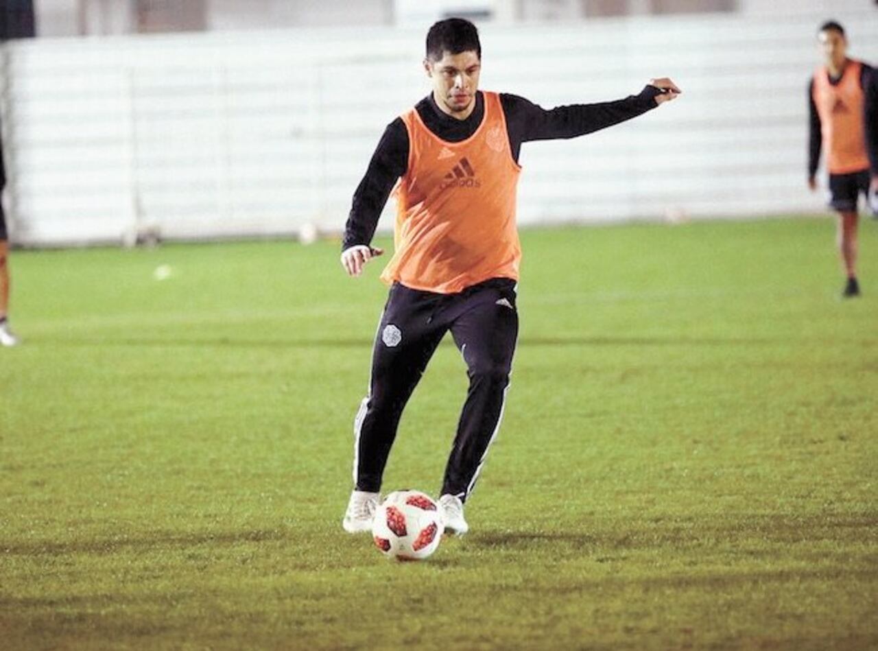 El plantel franjeado laburó ayer en la Villa.