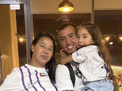 “Mi papá le hizo unos botines que le apretaban los dedos”