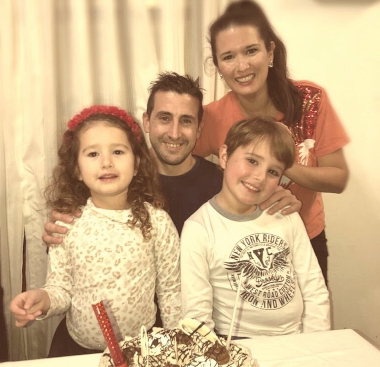 El pelotero y su familia.