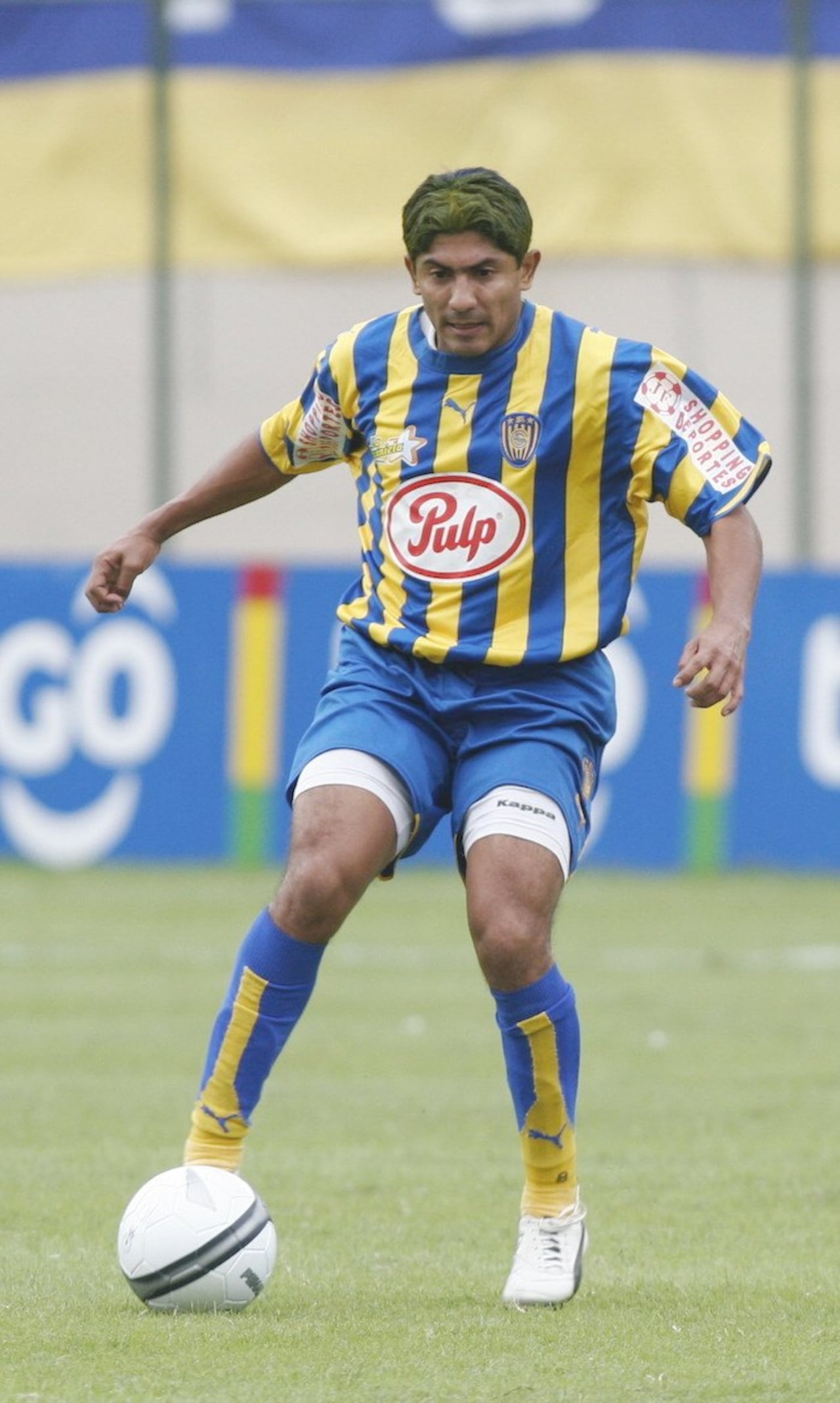 César Cáceres Cañete.
