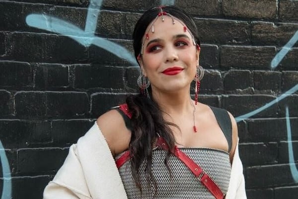Jenni Hicks reveló un pasado romance con un locutor