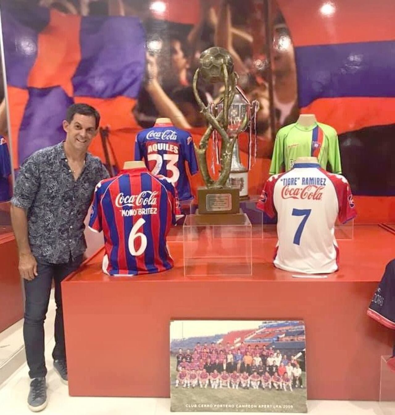 Bernay logró el Apertura del 2009 junto con Pedro Troglio.