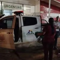 Dio a luz en una patrullera policial