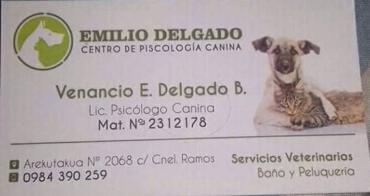 PRUEBA. Esta es la tarjeta que repartía al rollete.