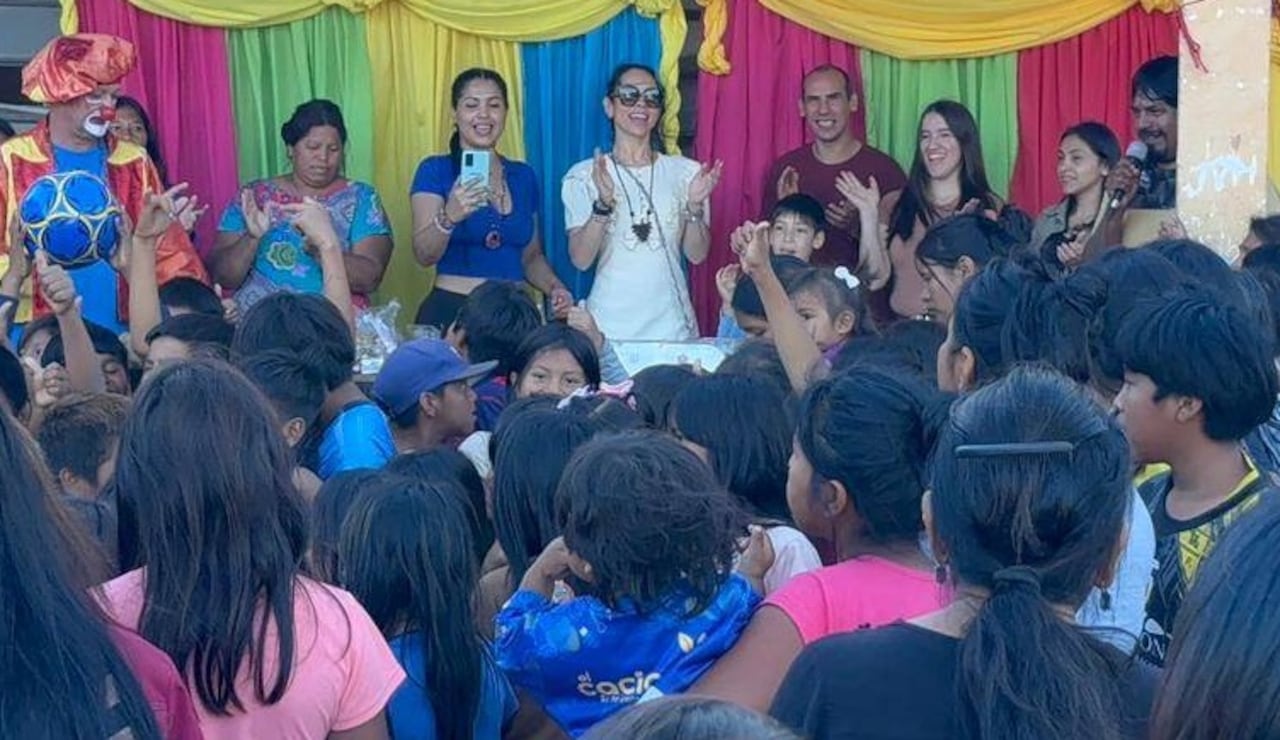 Jennifer Ruiz Díaz armó una fiesta infantil con los maka. Así festejó su cumple.