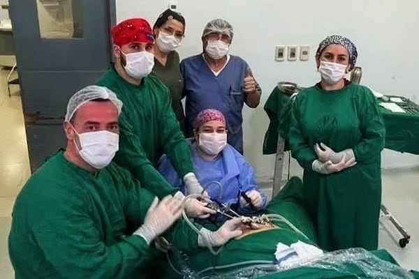 Ni quedar parapléjica pudo detener a doctora mbarete