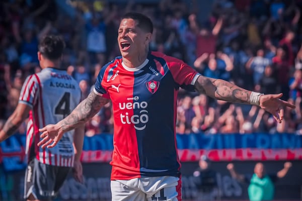 Continúan los milagros, Costas recupera a “Itu”