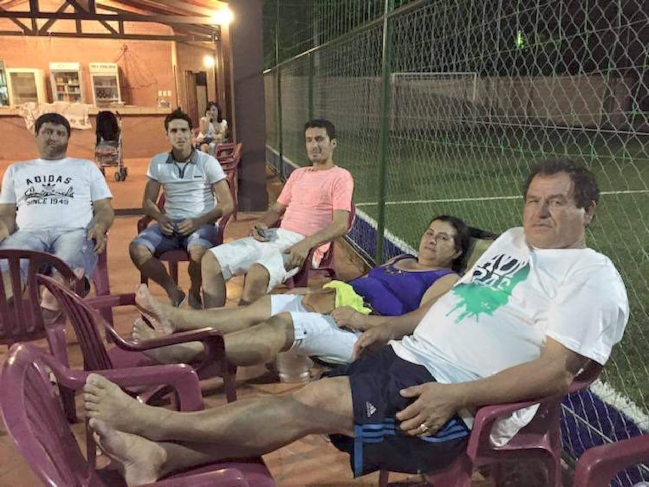 La familia Riveros-Núñez en una postal.