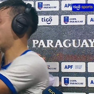 “Se emocionó de más, se bajó, me abrazó y felicitó”