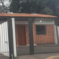 A esperar turno! Albañiles no dan abasto para reparar techos tras el temporal