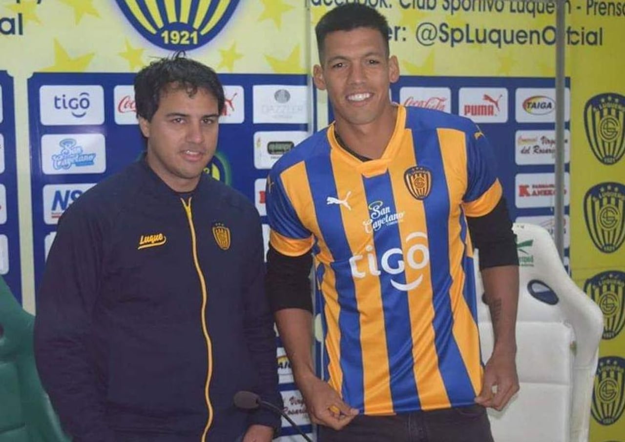 Con Julio Dos Santos, cuando este fue contratado por el “Chanchón”.