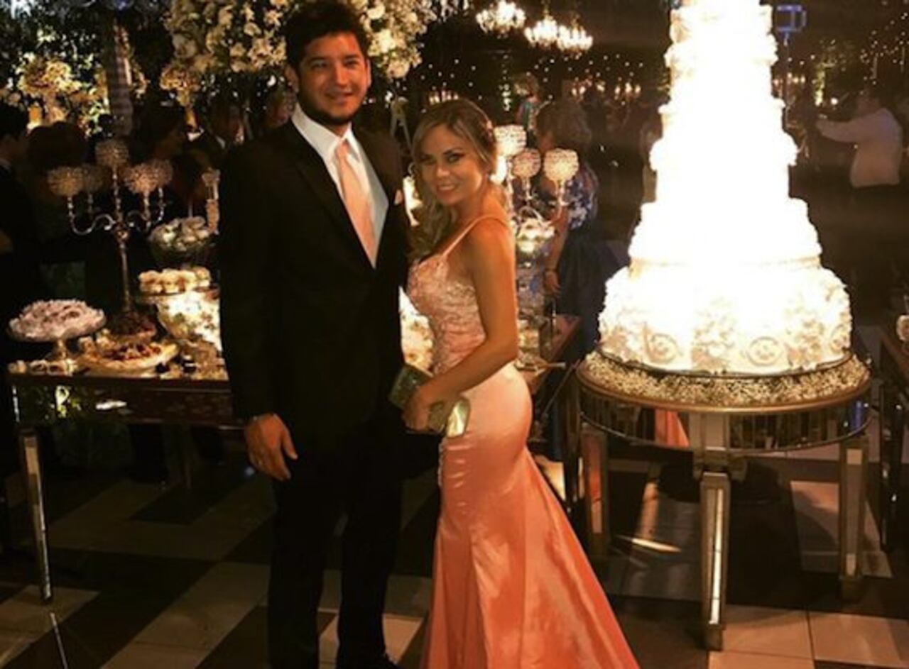 ¡QUÉ BUENO! Júnior Rodríguez y Dahiana Bresanovich, muy elegantes.