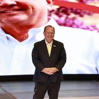 Camilo promete cambiar Asunción