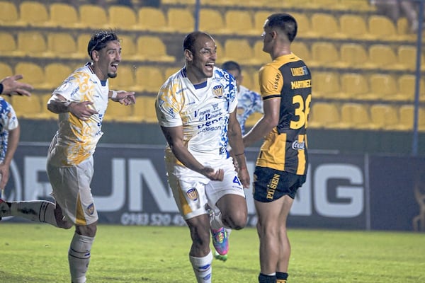 El Kure tumbó al Indio en partido que fue jarýi