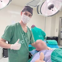 Paraguayo con parkinson recupera la autonomía gracias a cirugía