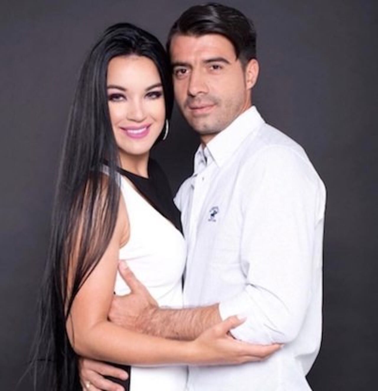 PAREJA. Julio y Gloria, en su momento una de las parejas más requeridas por la prensa.