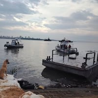 Maruca, la callejerita que conquistó a los marinos y encontró familia
