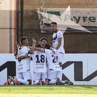 ¡Triunfo histórico de la V Azulada!