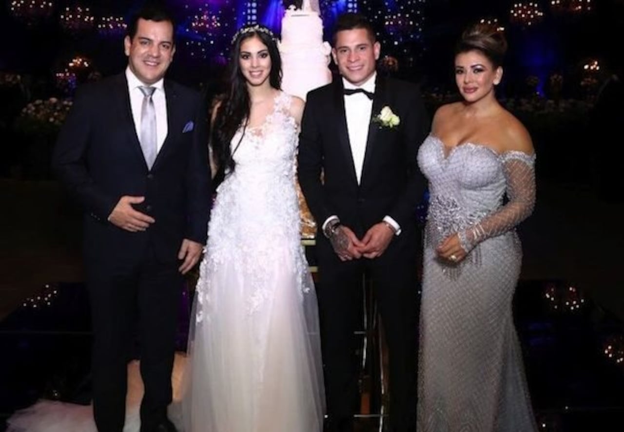 COINCIDENCIA. Son parejas amigas y ambas bodas serán recordadas como las más comentadas del año.