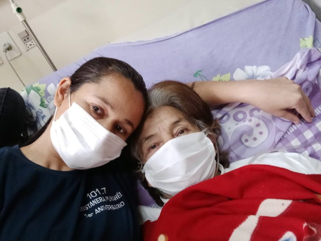 Doña Blásida dijo que se olvidó del virus y cuidó durante todos esos días a su mamá.