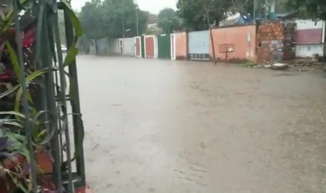 DESAGÜE CLOCAL. La zona precisa urgentemente de un desagüe cloacal que los salve de vivir bajo agua.