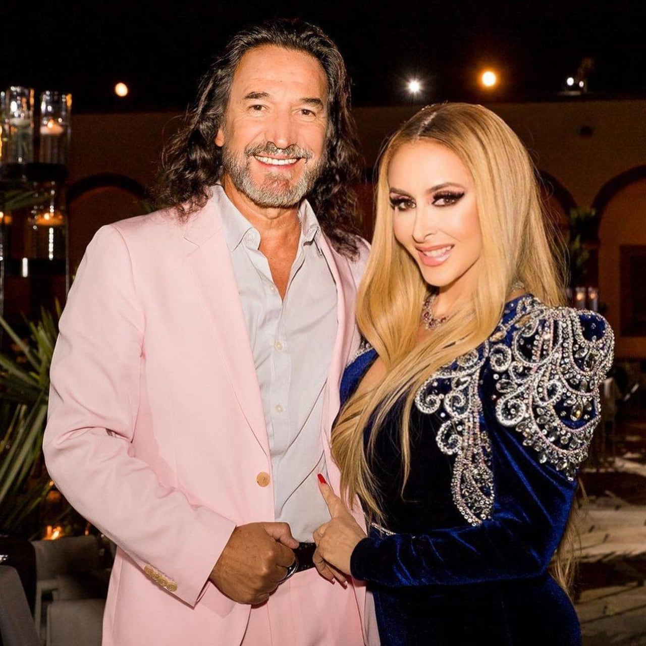 "El Buki" junto a su esposa, Cristy Solís. (FOTO: @cristy_solis)