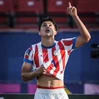 Sigue llegando gente al plantel del Franjeado