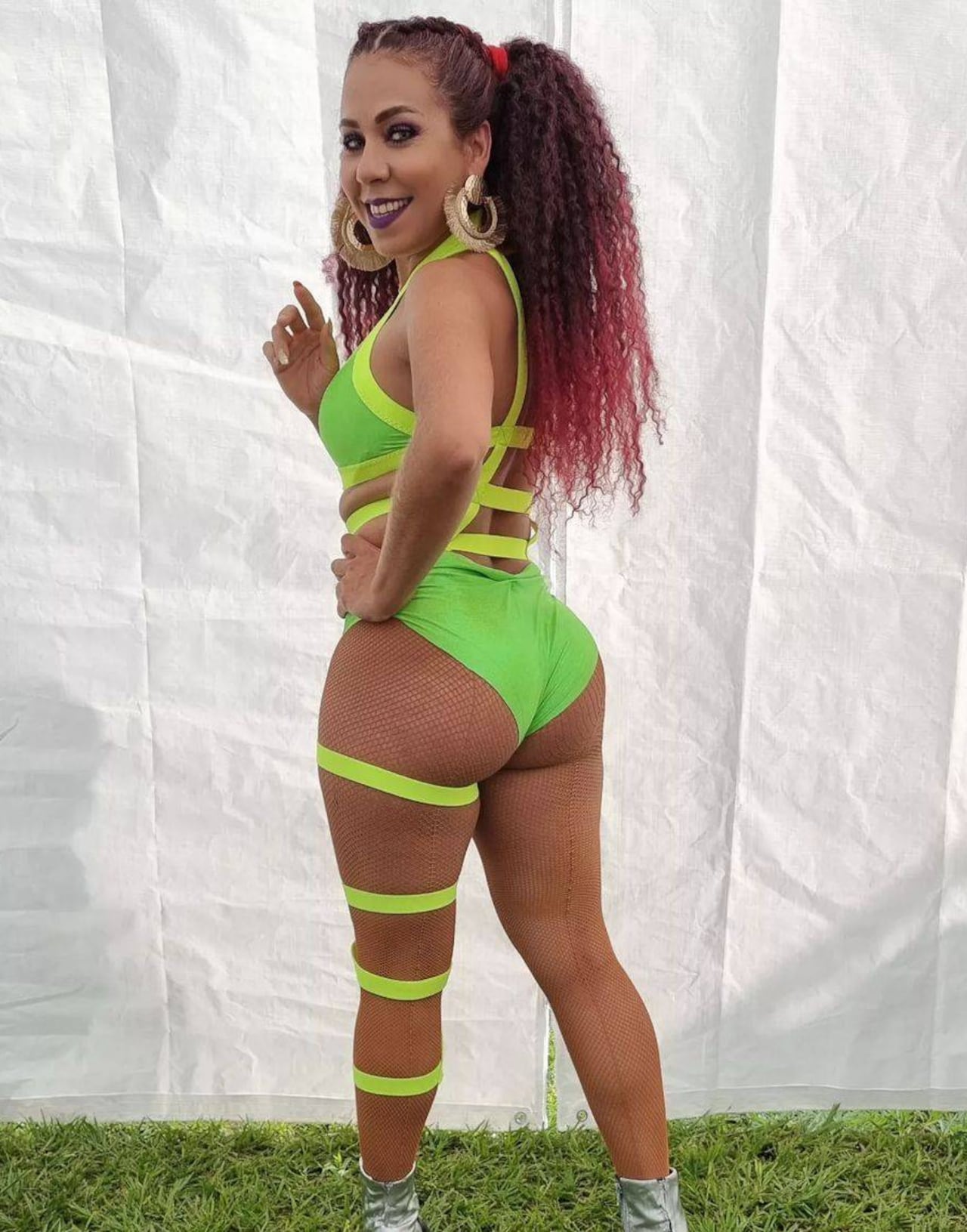 La cantante lleva 20 años en México. (FOTO: @techyysuaroma)