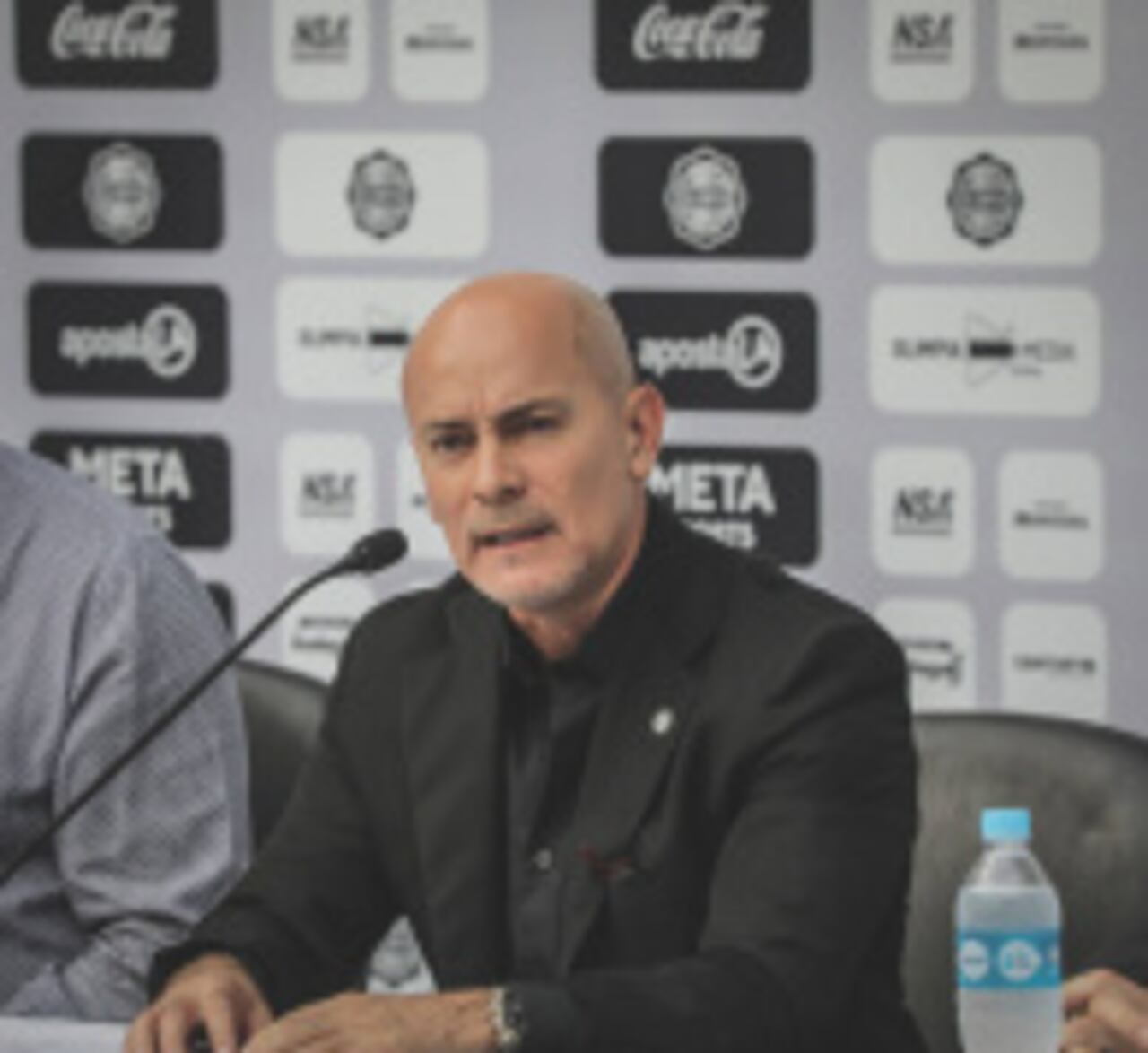 Miguel Cardona,presi de Olimpia.