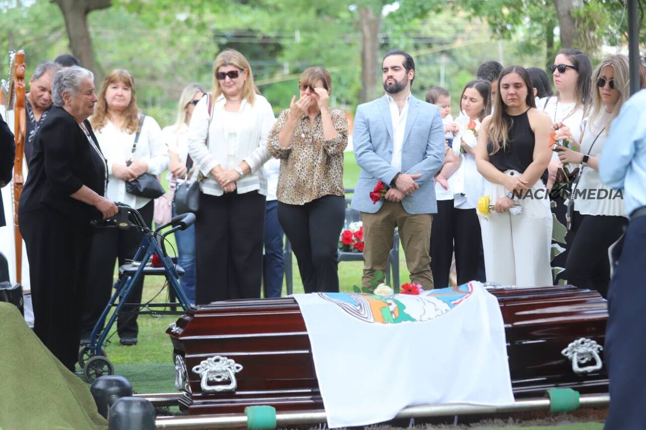 Esta tardecita se realizó el sepelio de Serafín Francia Campos en el Parque Serenidad de Villa Elisa. Foto: Roberto Zarza / Nación Media.
