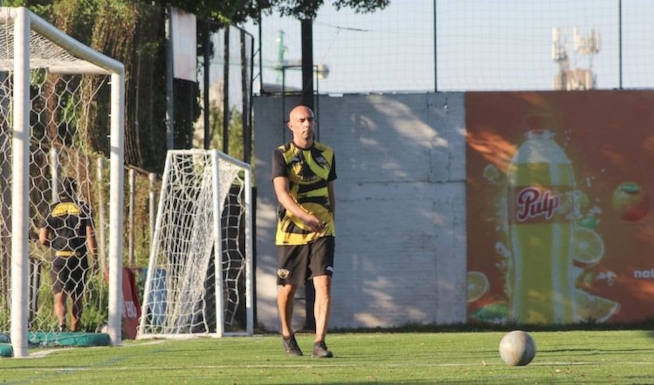 Florentín nunca se alejó del fútbol.
