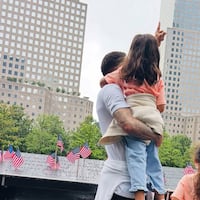 Tony se muestra como “papacito” con sus hijas en Nueva York