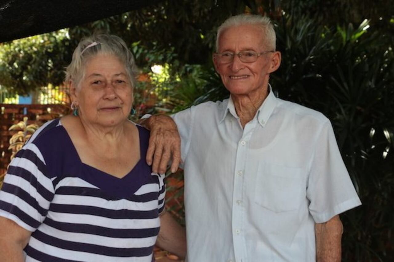 ENAMORADOS. El “abuelo ángel” y su esposa Epifania.