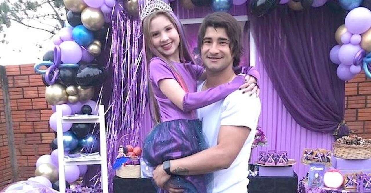 Con su hija de 10 años, Danna Mailen Martínez