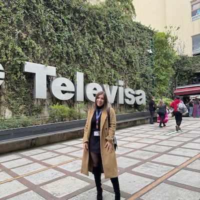 ¡Lista para las novelas! La actriz llegó a Televisa