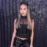 Influencer funó a personaje por usar su foto