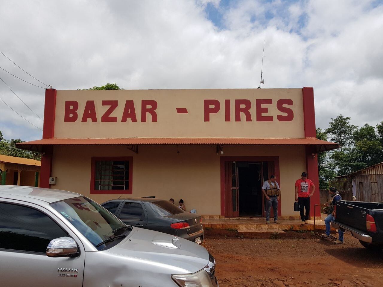 LOCALES. Los medicamentos ojetopá en carnicería, bazar y despensas.