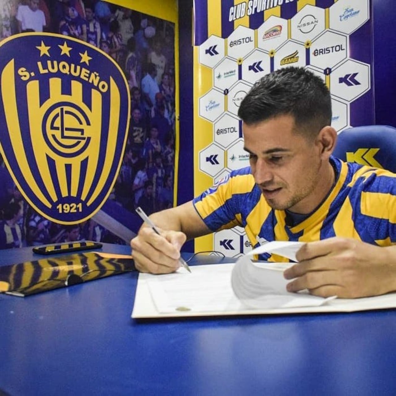 Walter Ortiz se ganó el cariño de los luqueños con fútbol y garra.