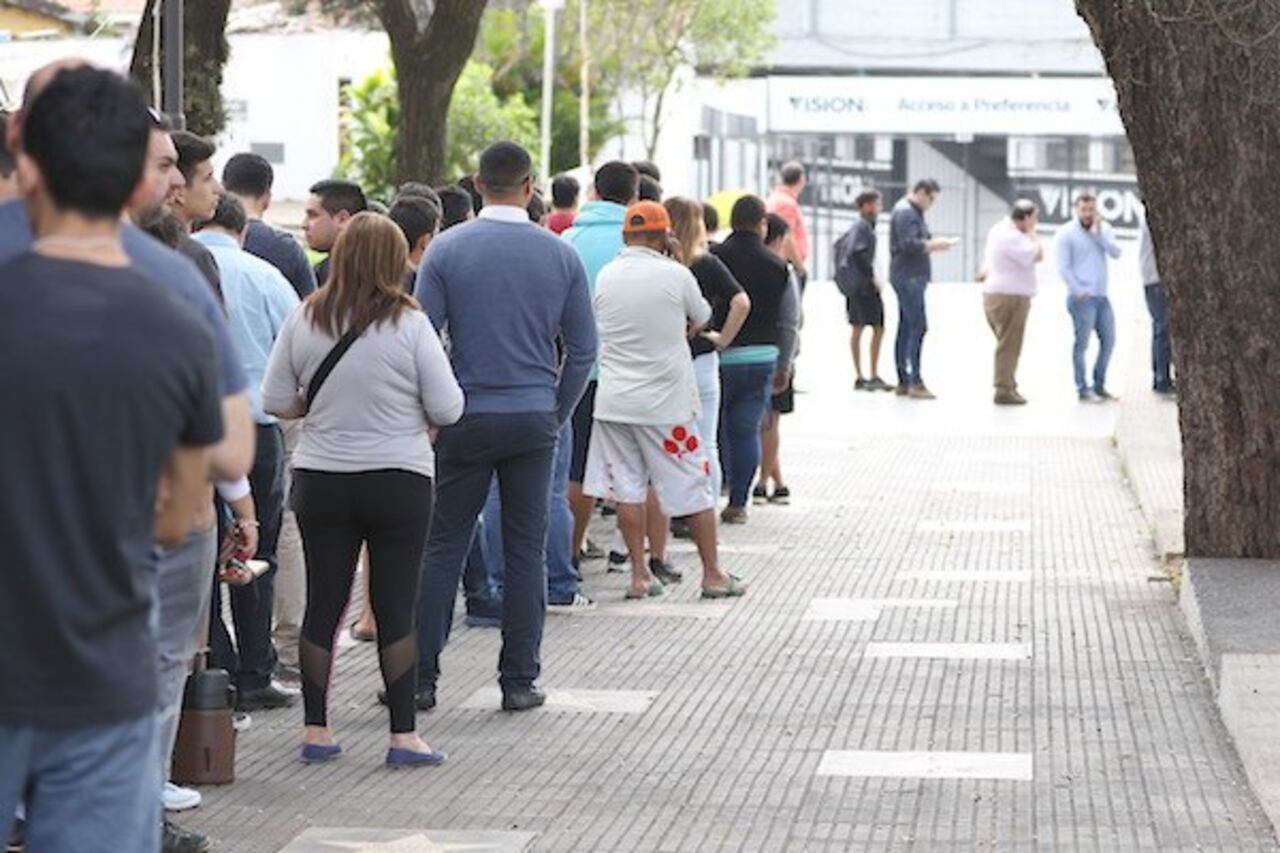 Los socios al día tendrán que pagar para la presentación oficial.